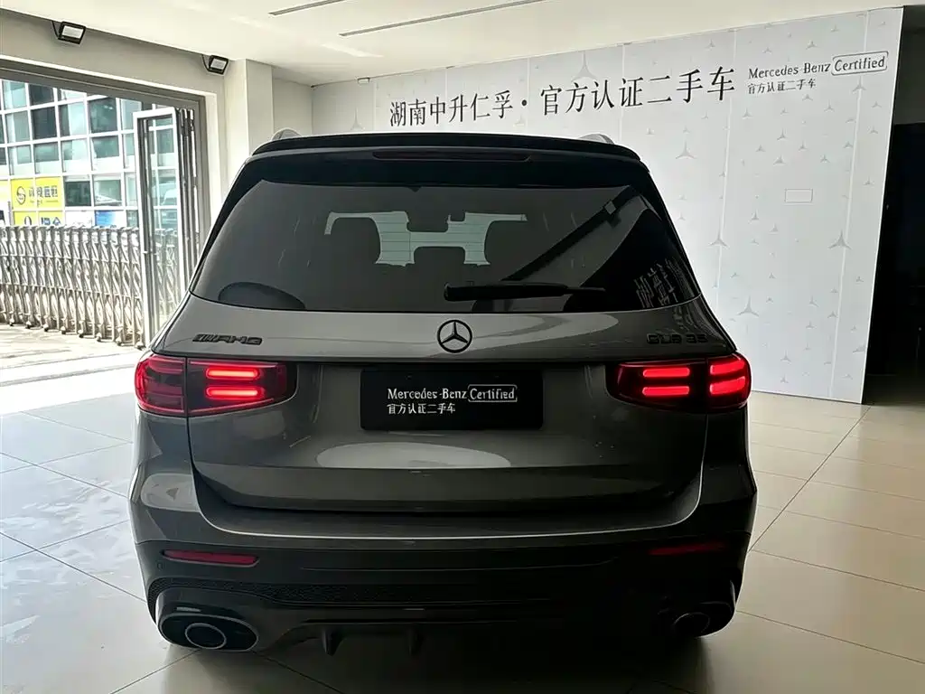 Mercedes-Benz GLB AMG 2024 — фото 12
