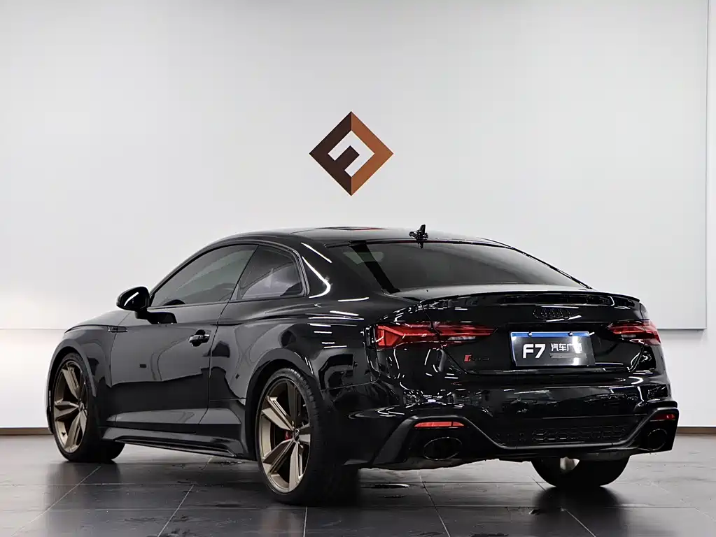 Audi RS 5 2025 — фото 4