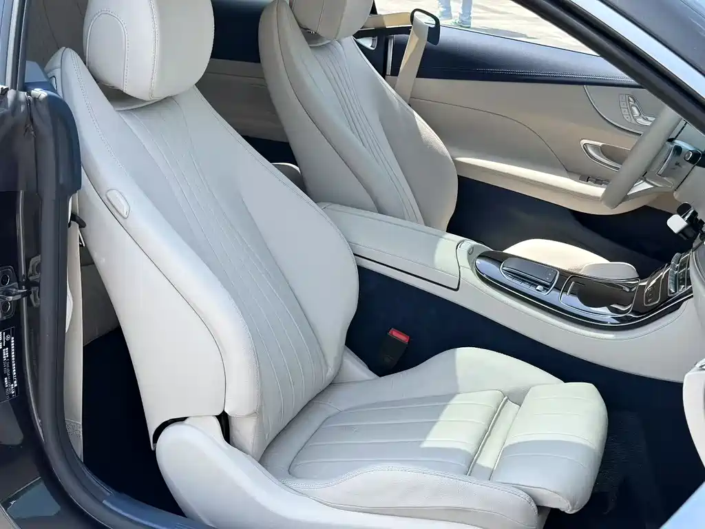 Mercedes-Benz E-Class 2023 — фото 9