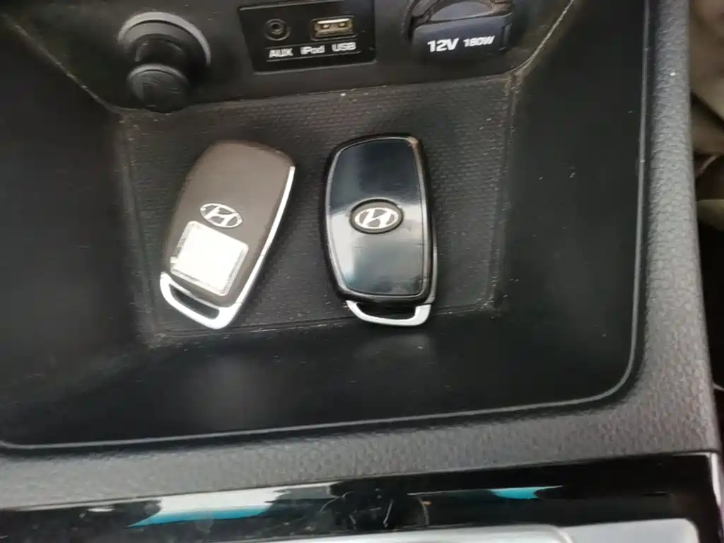 Hyundai Mistra 2015 — фото 9