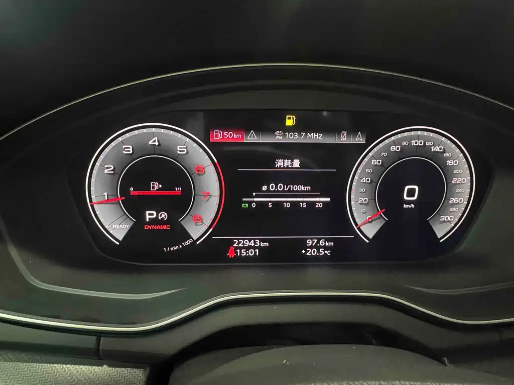 Audi Q5L 2023 — фото 10