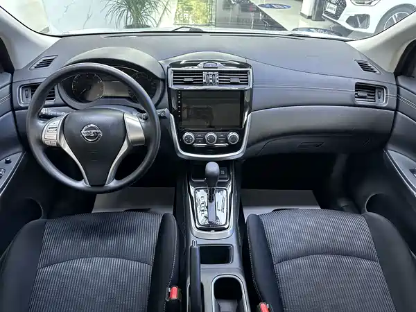 Nissan Tiida 2019
