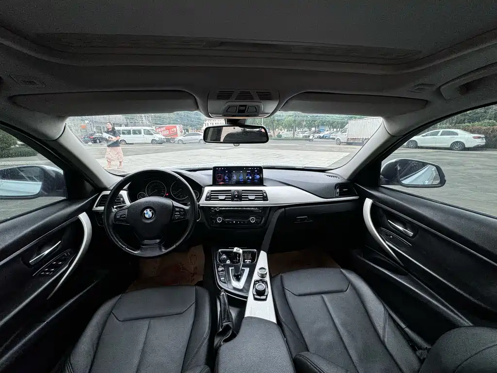 BMW 3 Series 2014 — фото 17