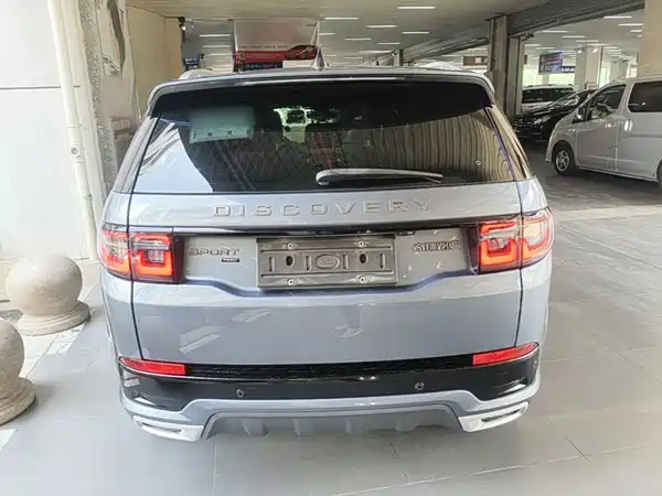 Land Rover Discovery Sport 2022