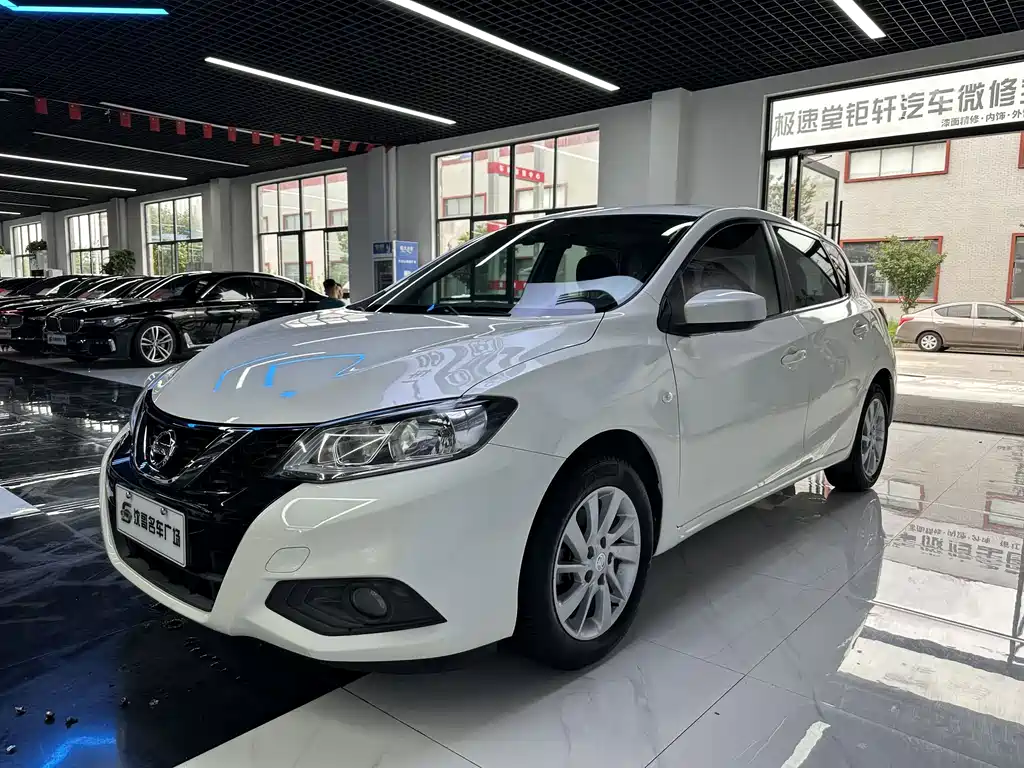 Nissan Tiida 2019