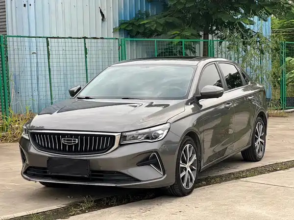 Geely Emgrand 2023