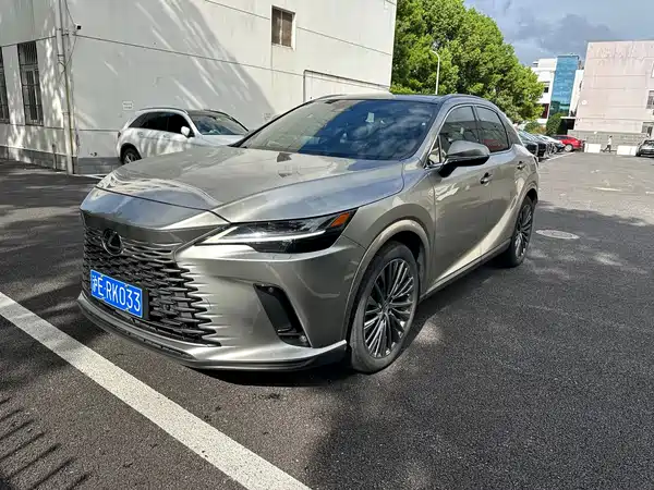Lexus RX 2023