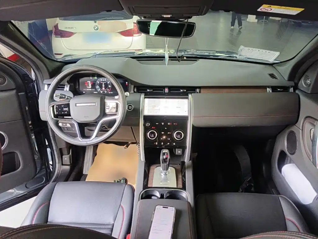 Land Rover Discovery Sport 2022 — фото 10