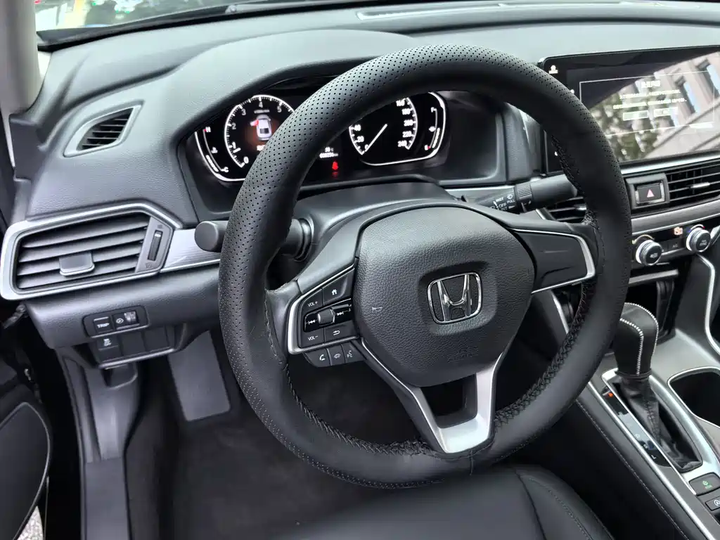 Honda Accord 2023 — фото 21