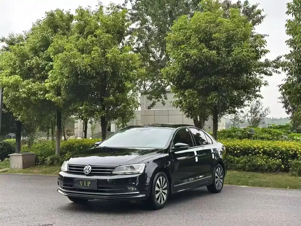 Volkswagen Sagitar 2019