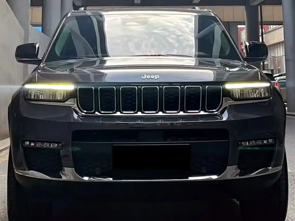 Jeep Grand Cherokee 4xe 2025 — фото 3