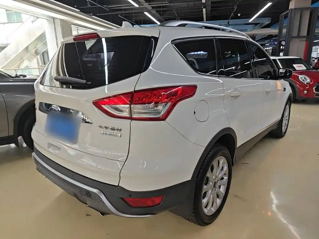 Ford Kuga 2016 — фото 7