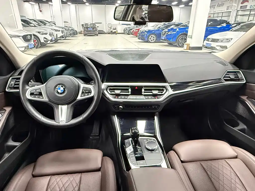 BMW 3 Series 2022 — фото 18