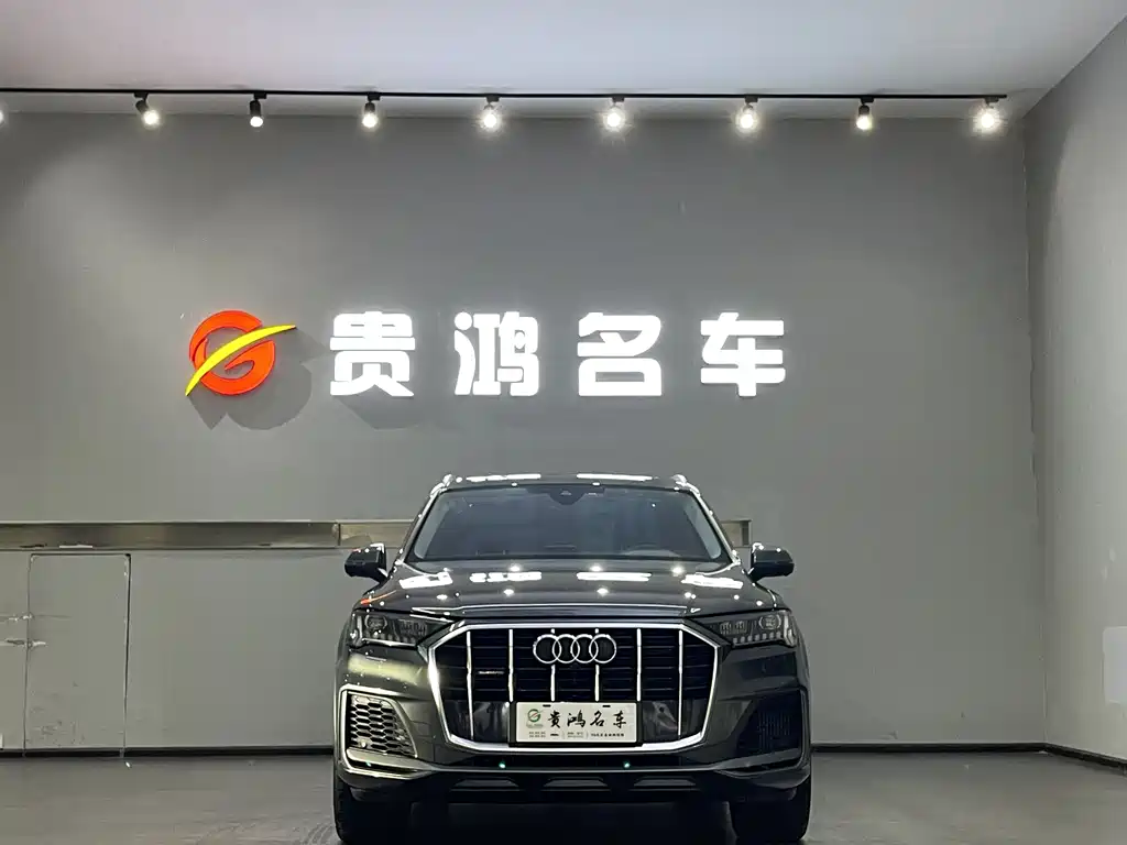 Audi Q7 2025 — фото 2