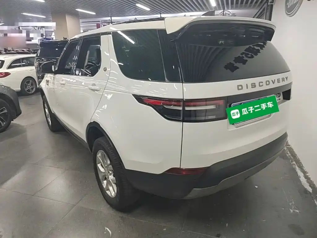 Land Rover Discovery 2018 — фото 5