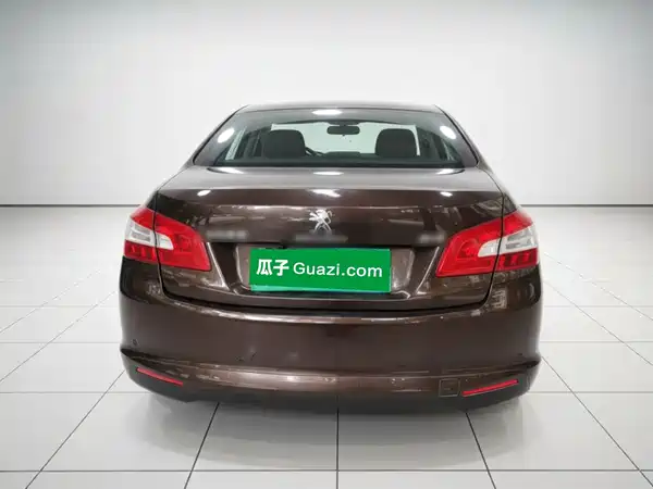 Peugeot 408 2016