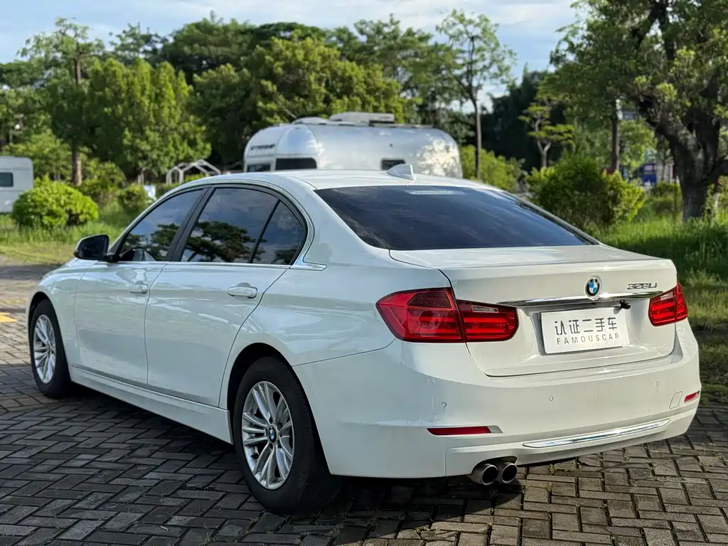BMW 3 Series 2015 — фото 19