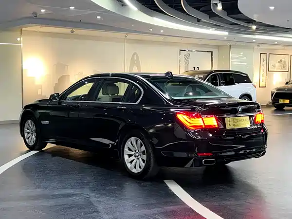 BMW 7 Series 2009