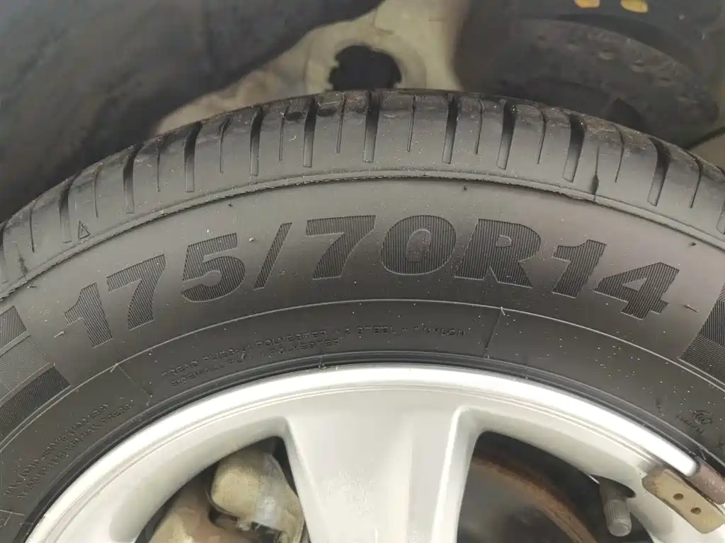 Hyundai Verna 2014 — фото 24