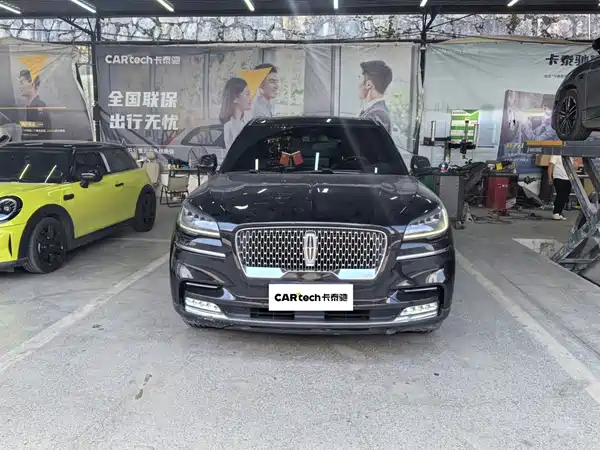 Lincoln Aviator 2021