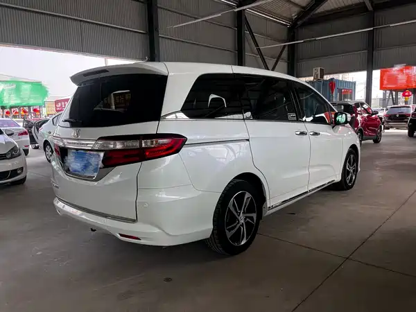 Honda Odyssey 2015