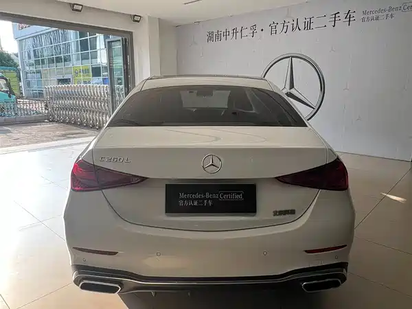 Mercedes-Benz C-Class 2024
