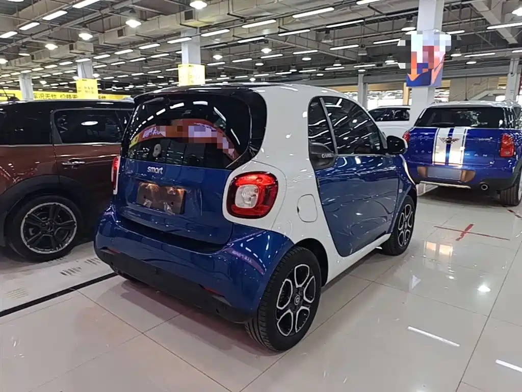 smart Fortwo 2017 — фото 7