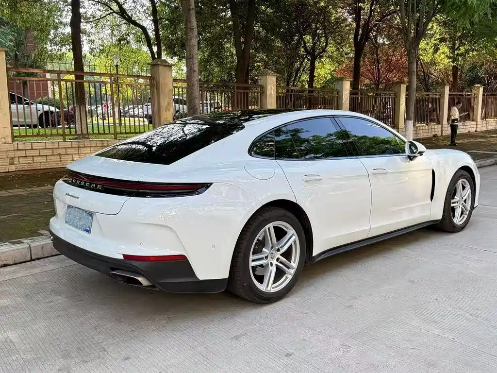 Porsche Panamera 2024 — фото 5