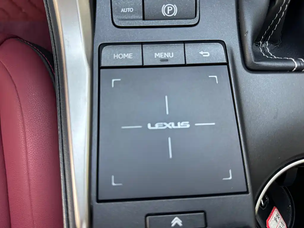 Lexus NX 2021 — фото 33