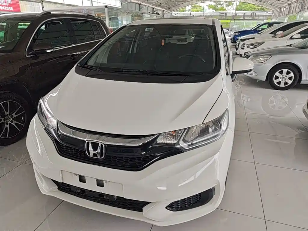 Honda Fit 2018 — фото 3