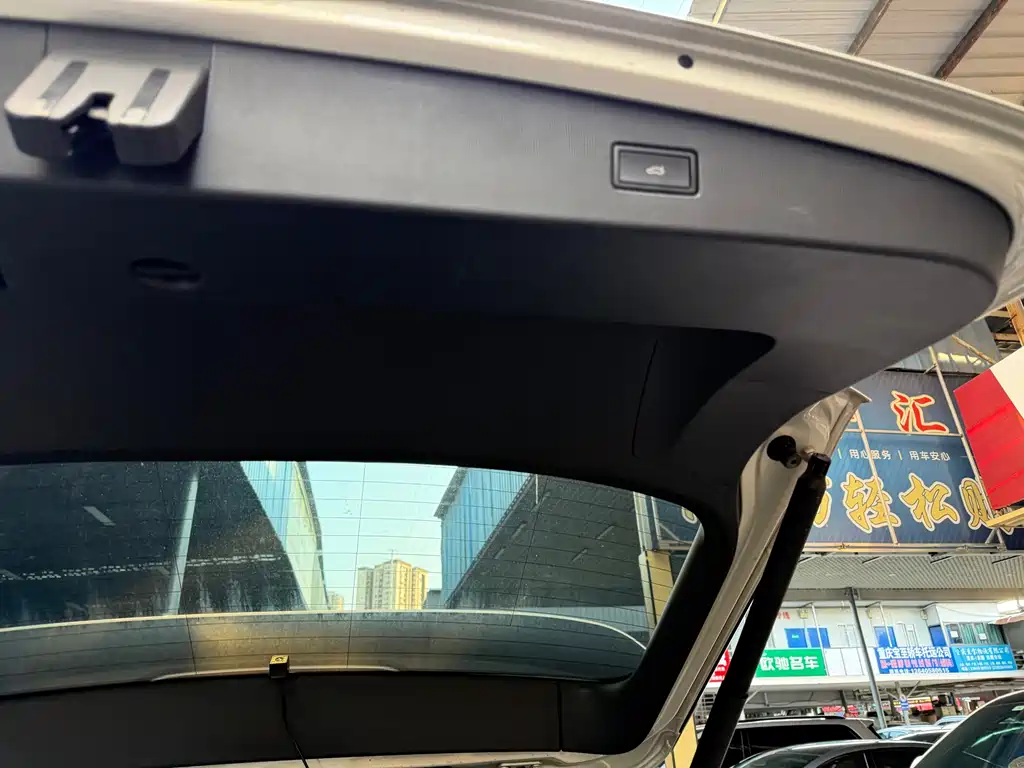 Volkswagen Tiguan L 2021 — фото 22