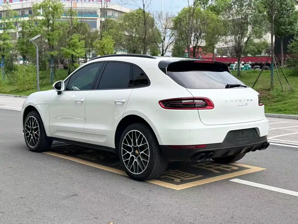 Porsche Macan 2018 — фото 9