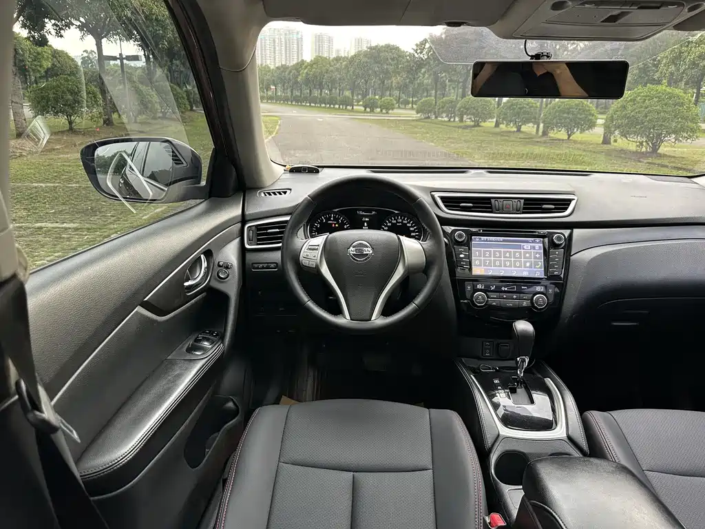 Nissan X-Trail 2015 — фото 14