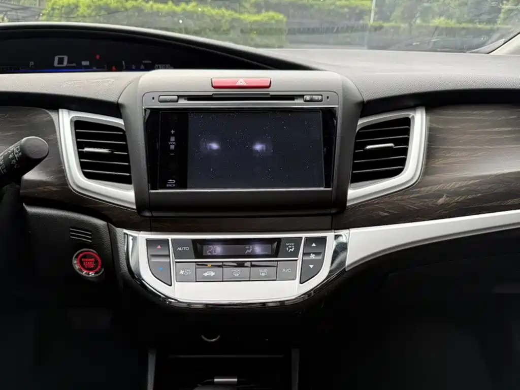 Honda Jade 2017 — фото 5
