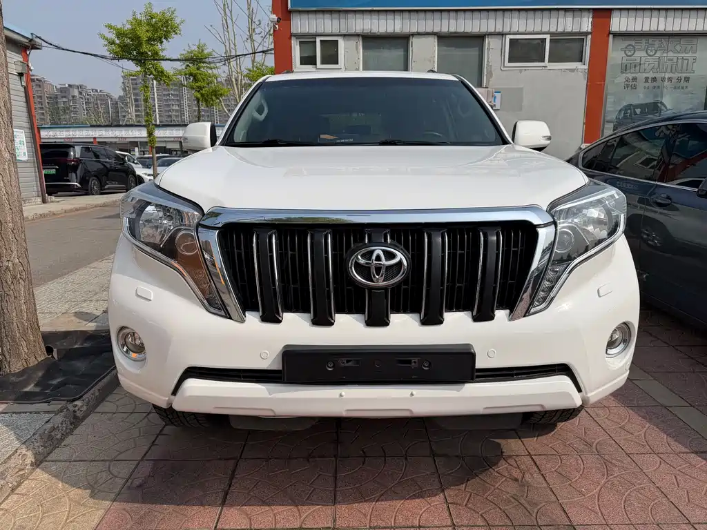 Toyota Prado 2014 — фото 16