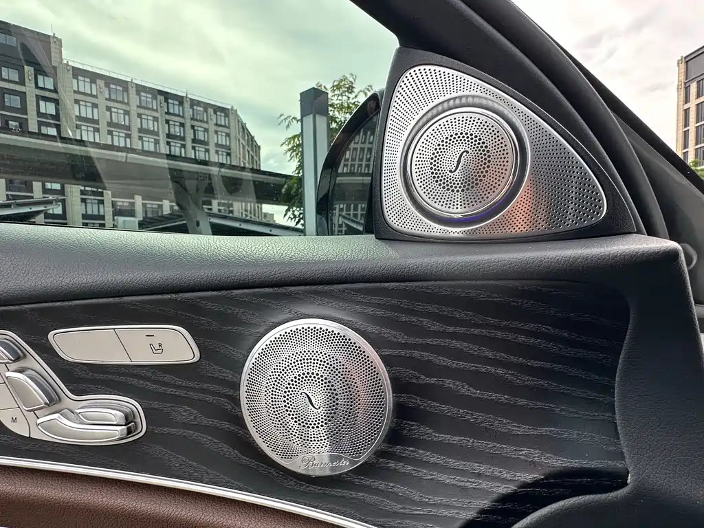 Mercedes-Benz E-Class 2020 — фото 14