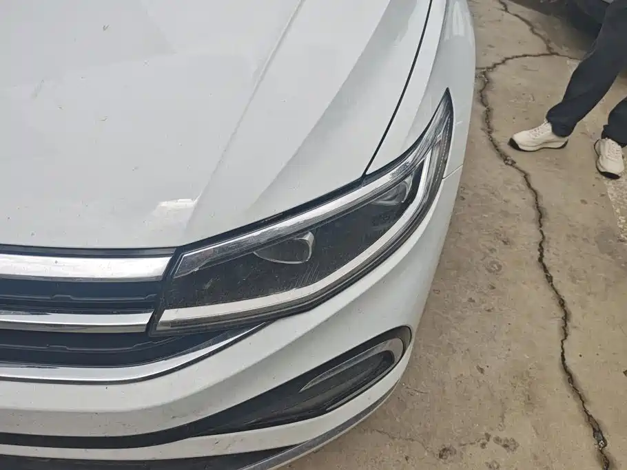 Volkswagen Bora 2023