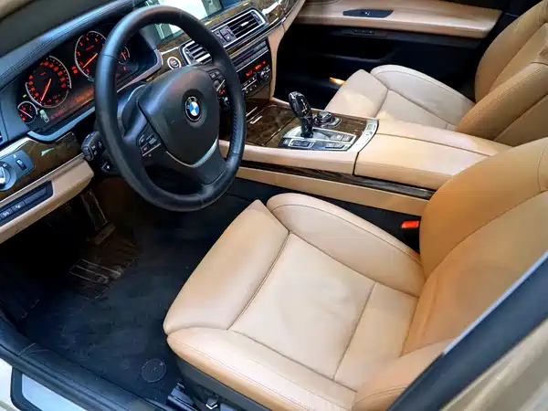 BMW 7 Series 2012