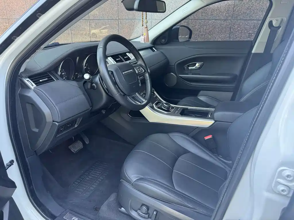 Land Rover Evoque 2017 — фото 12