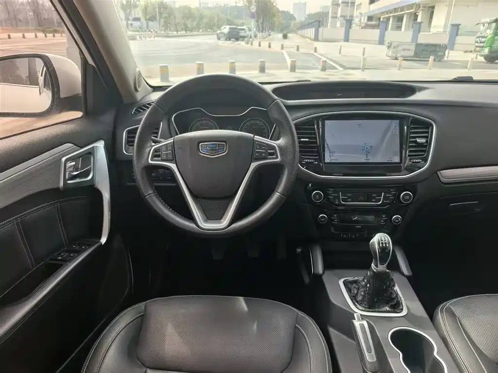 Geely Vision X6 2018 — фото 3