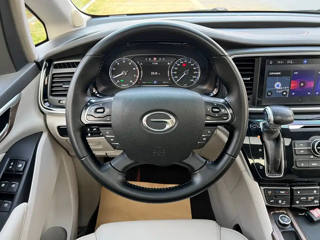 GAC Motor Trumpchi M8 2019 — фото 16