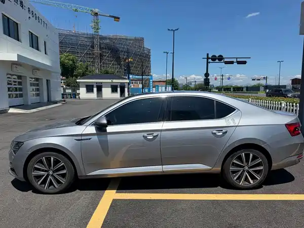 Skoda Superb 2024