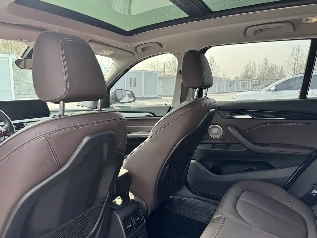 BMW X1 2021