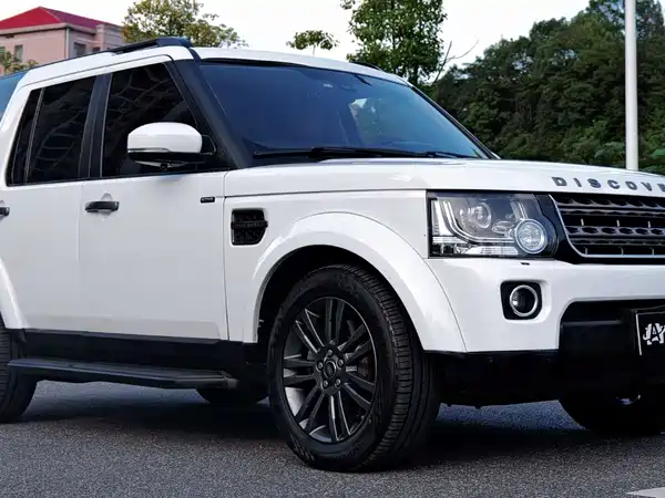 Land Rover Discovery 2016
