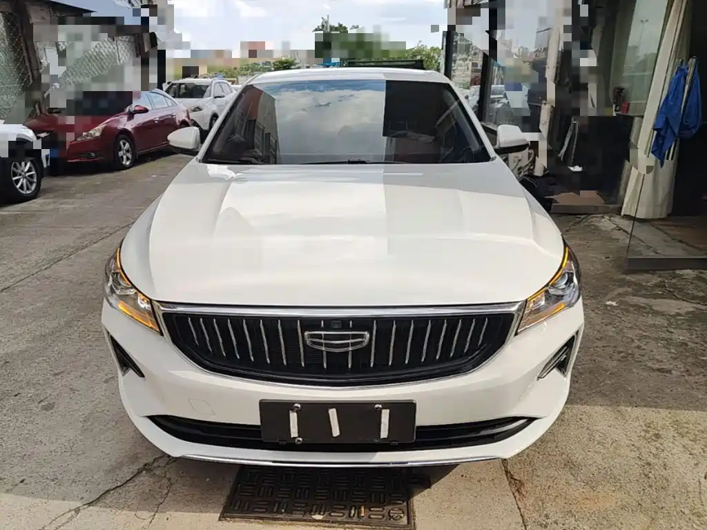 Geely Emgrand 2024