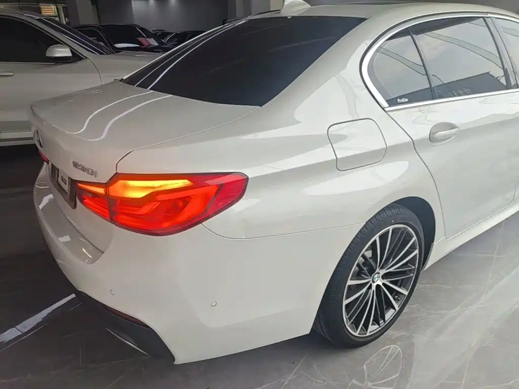 BMW 5 Series 2020