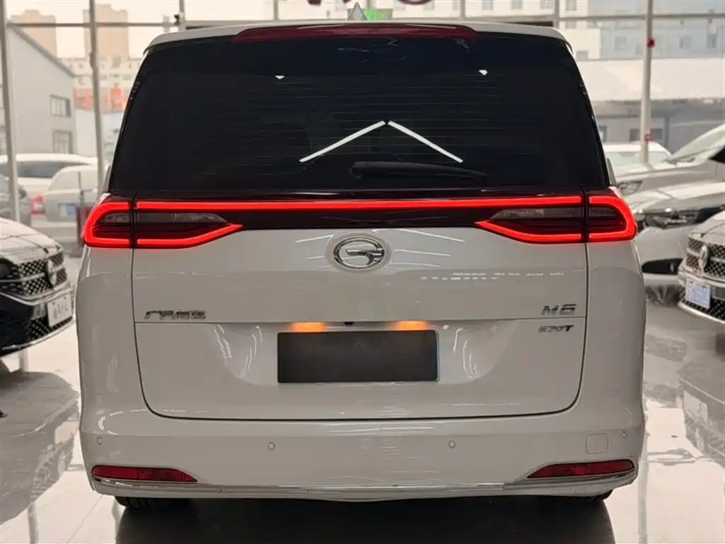GAC Motor Trumpchi M6 2022 — фото 8