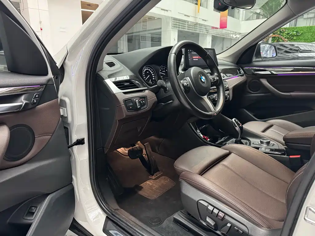 BMW X1 2020 — фото 9