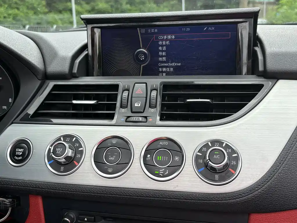 BMW Z4 2015 — фото 13