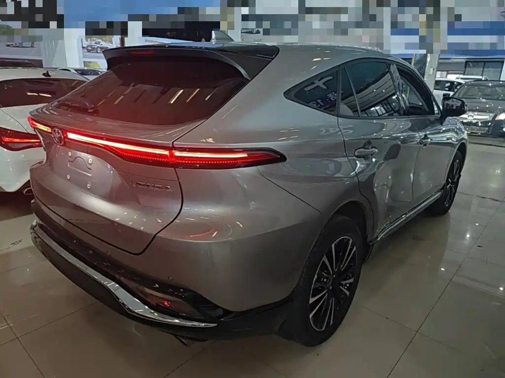 Toyota Venza 2023